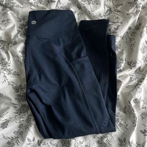 Denali laser cut capris